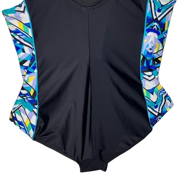 Catalina One Piece Swimsuit Black Floral Print 3X Slimming Racerback Side Stipes - Picture 4 of 9